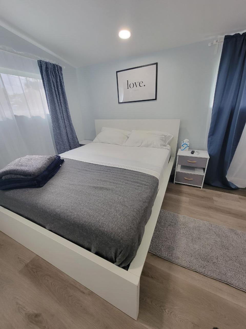 Appartement Work, Rest And Play: Wifi, Tv And Backyard Bliss à North Miami Beach Extérieur photo