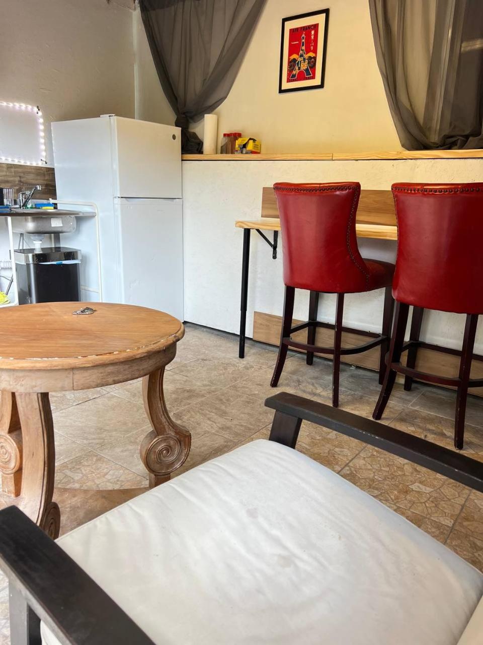 Appartement Work, Rest And Play: Wifi, Tv And Backyard Bliss à North Miami Beach Extérieur photo